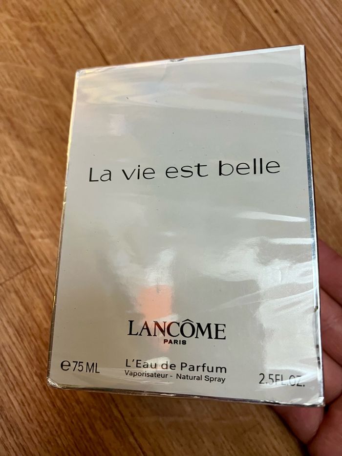 eau de parfum