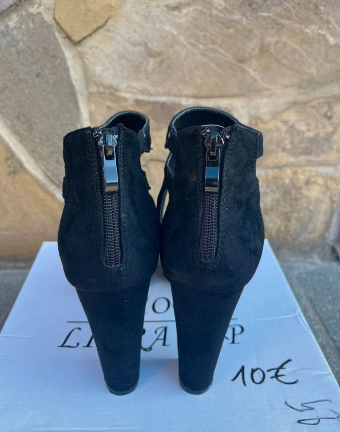 Sandales à talon - photo numéro 3