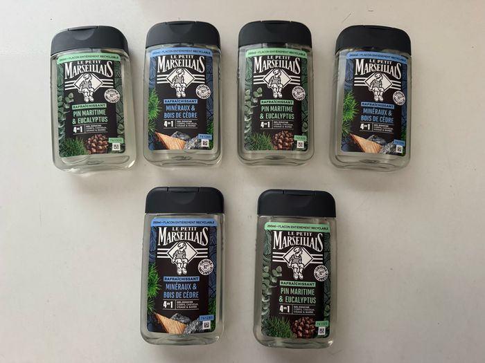 Lot de gel douche le petit marseillais