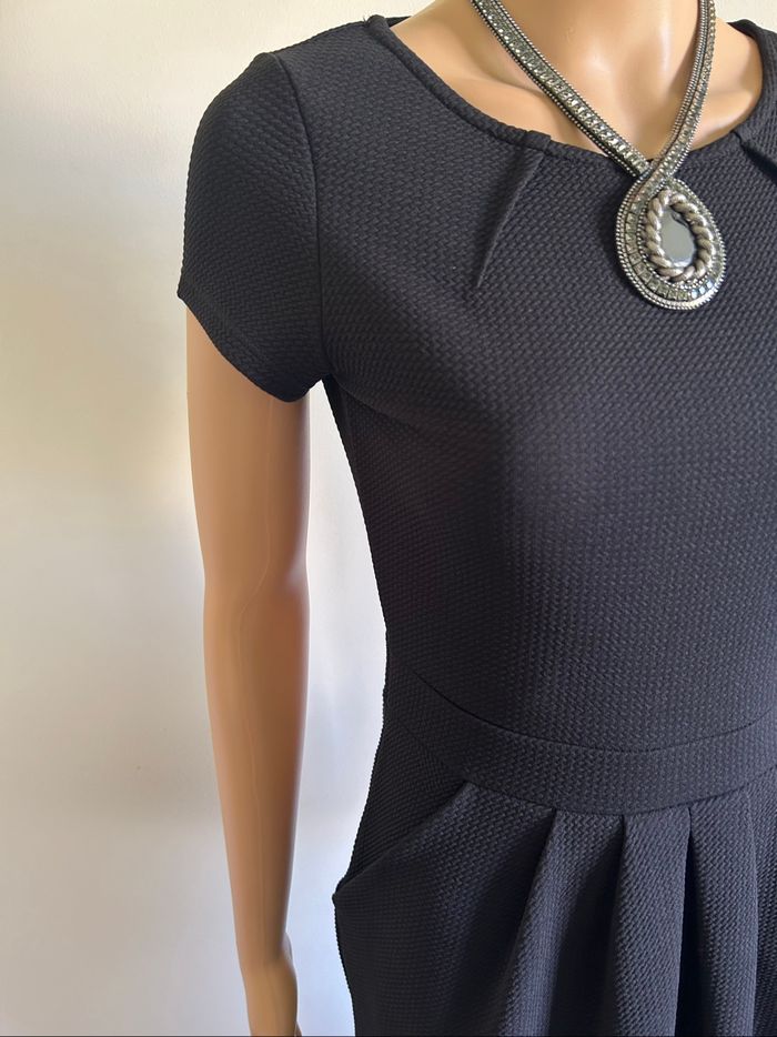 Robe noire à manches courtes Morgan taille 34 jamais portée - photo numéro 4