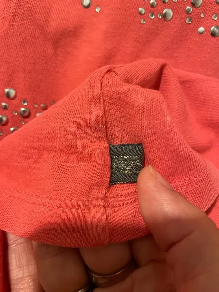 T-shirt Le Temps des Cerises rose corail taille S avec strass, col V - photo numéro 8