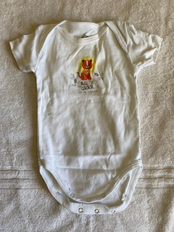 Lot de vêtements en 3-6mois - photo numéro 6