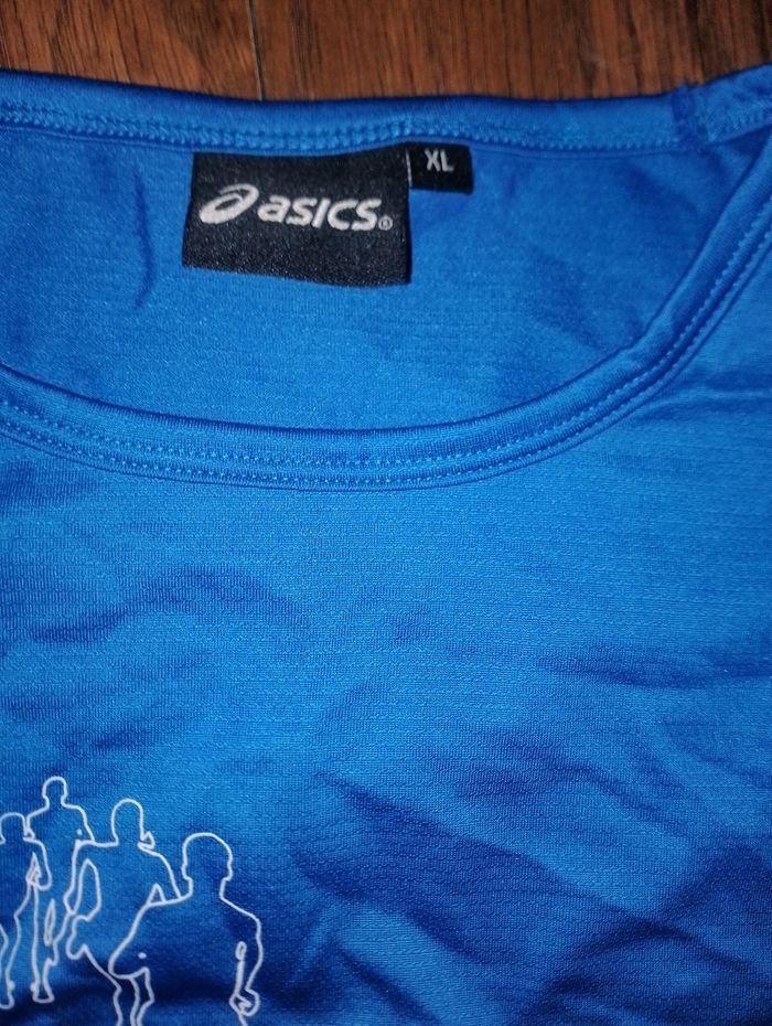 T shirt asics run'évasion L neuf - photo numéro 3