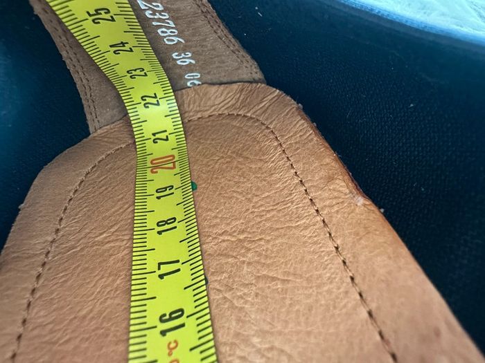 Paire de chaussons en cuir noir Froddo taille 36 - photo numéro 5