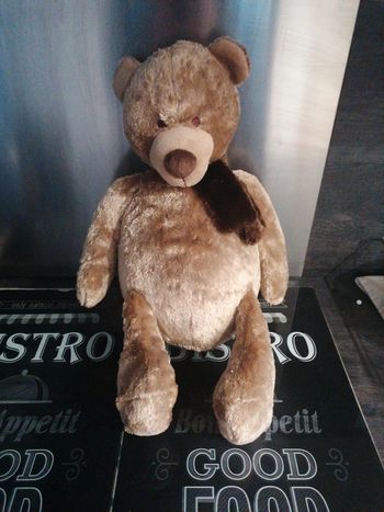 Ourson tout doux avec écharpe 50 cm