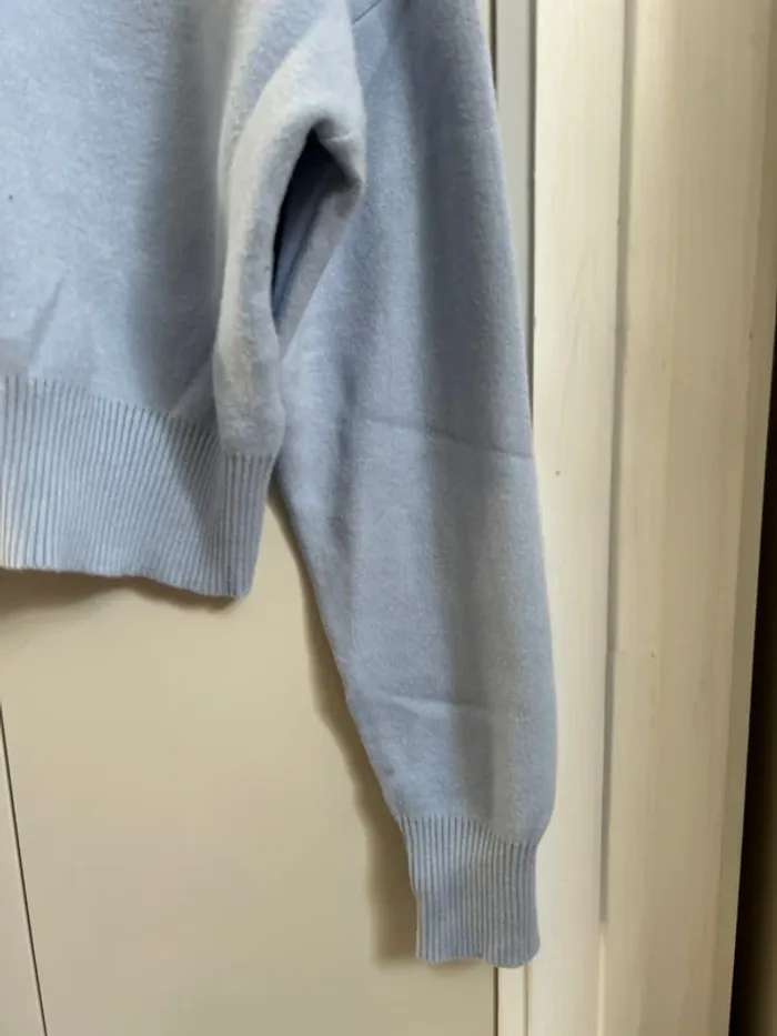 Pull bleu Jennyfer - photo numéro 3