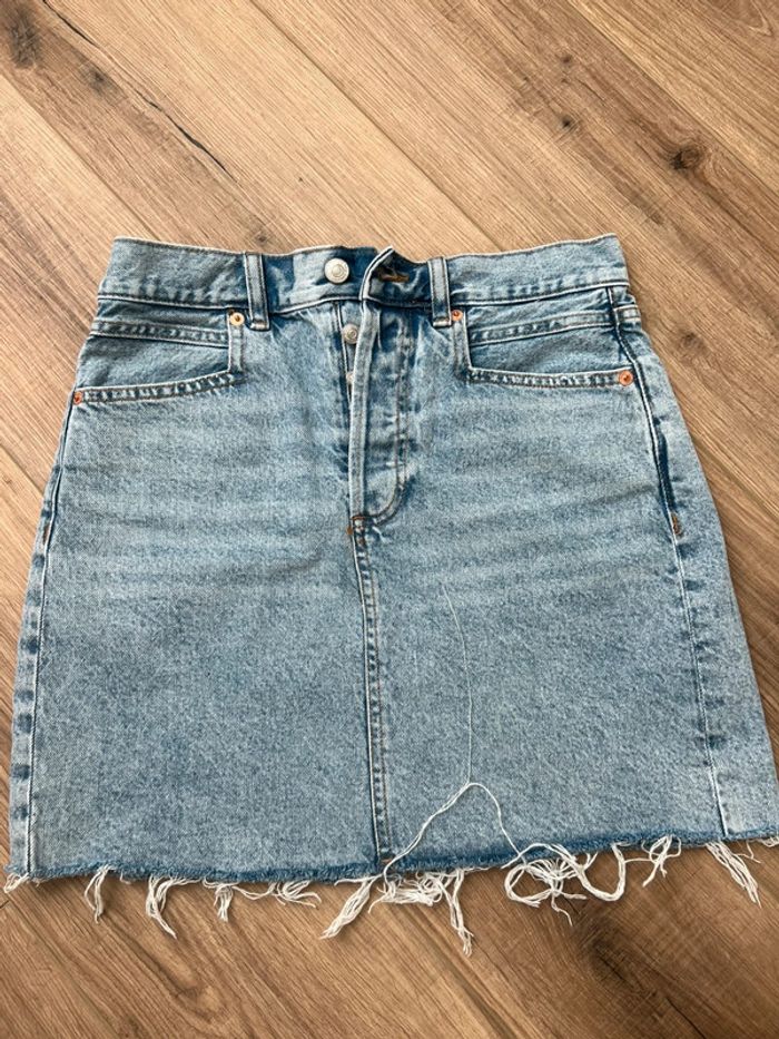 Jupe en jean neuve Mango