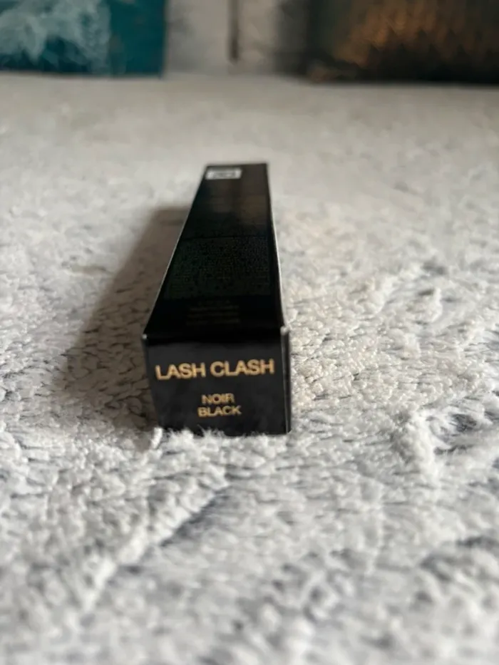 mascara noir Yves saint Laurent lash clash - photo numéro 2