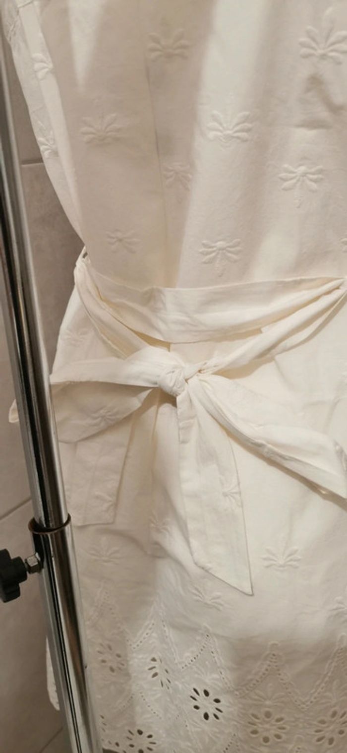 Robe broderie - photo numéro 8