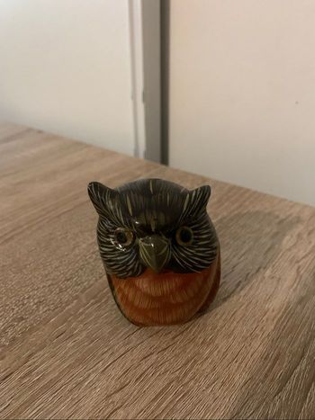 Petite chouette en céramique