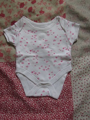 Body manches courtes blanc taille Naissance