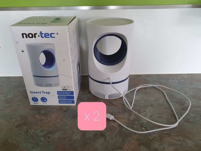 Lot de 2 lampes anti moustiques