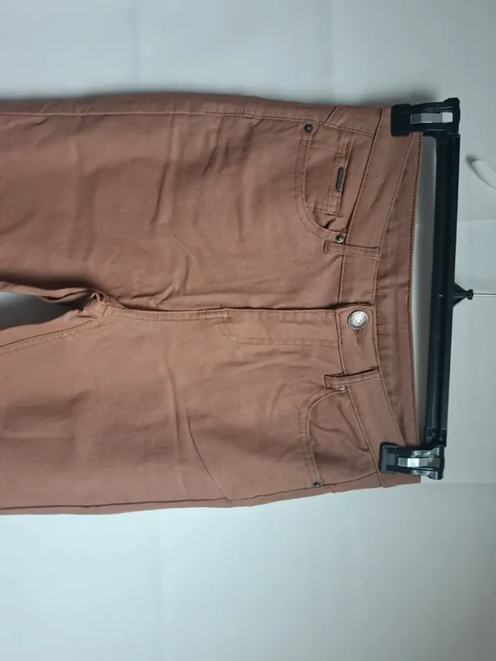 Pantalon taille 36 - photo numéro 2