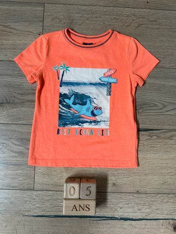 Tee-shirts MC garçon Sergent Major orange fluo / requin surfeur