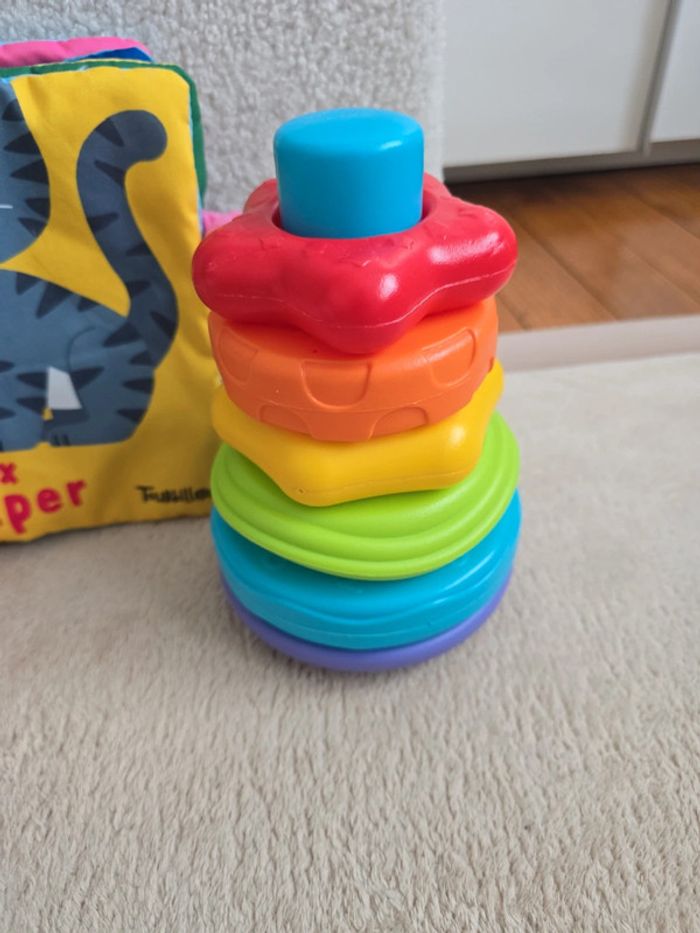 Lot jouets eveil bébé peluche musical jeux sensoriels et encastrement - photo numéro 3