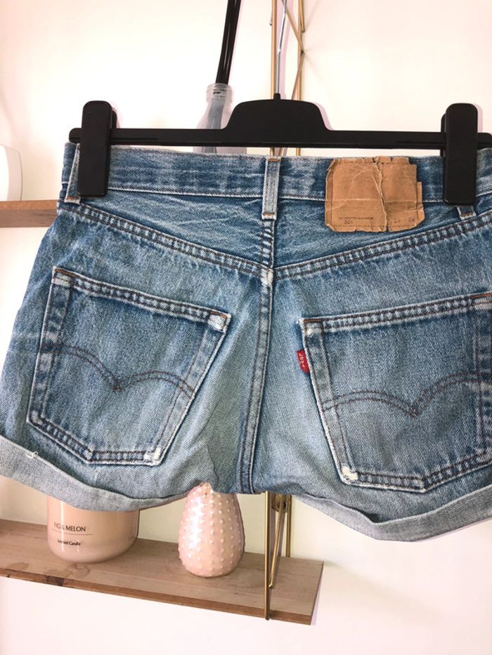 🌼Short en jean Lévi Strauss🌼 - photo numéro 3