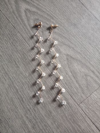 Jolie paire de boucles d'oreilles neuf