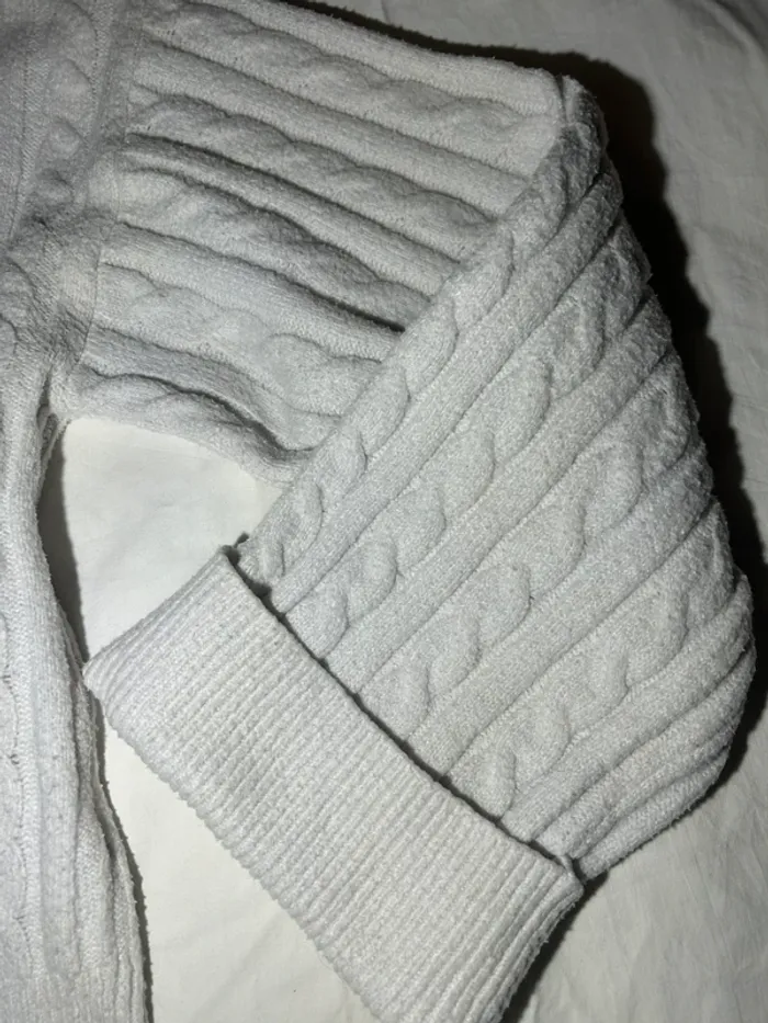 Pull blanc hollister - photo numéro 4