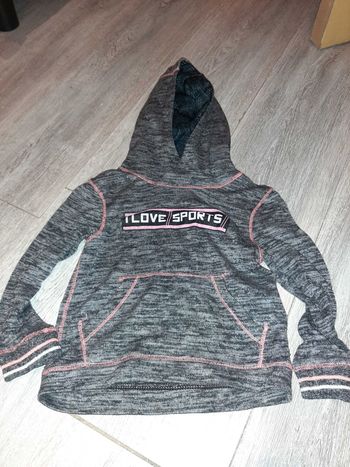 Sweat a capuche