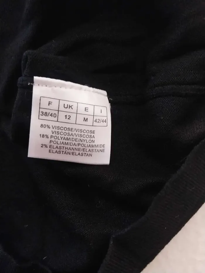 Haut / pull leger Noir T38/40 - photo numéro 4