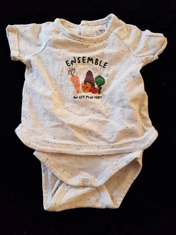 T-shirt body garçon 3 mois