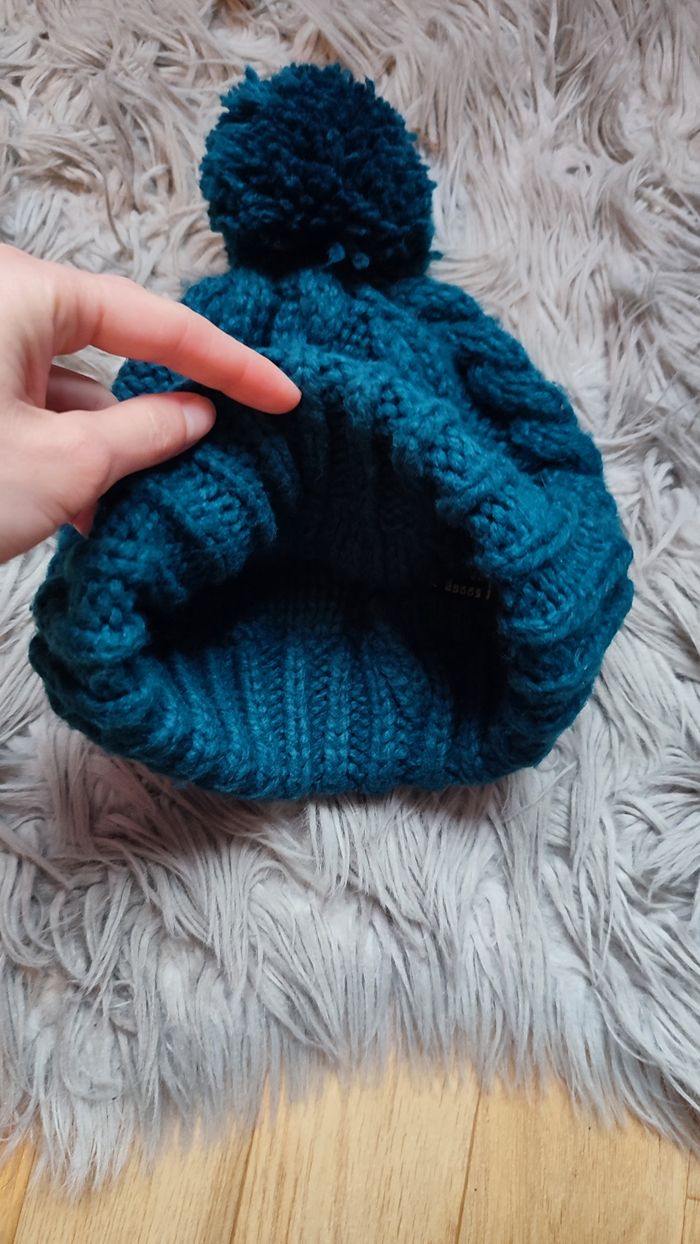 Bonnet bleu canard H&M - photo numéro 2