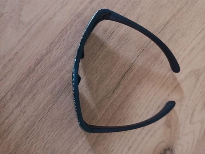 Lunettes de soleil enfant - photo numéro 3