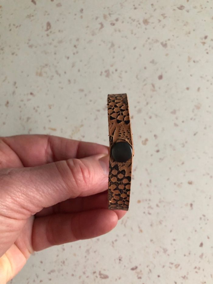 Bracelet en cuir pour enfant - photo numéro 3