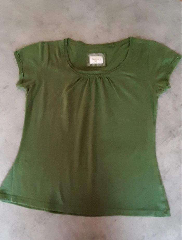 2 tee-shirts vert Jessica + à motif H&M - photo numéro 3