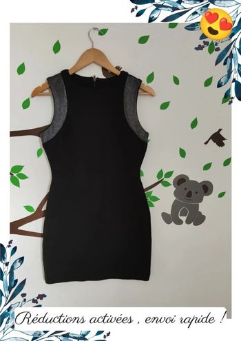 Robe noir, sobre et élégante