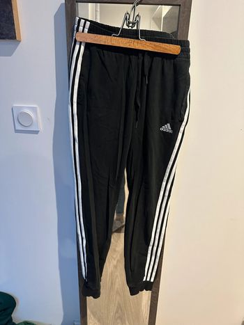 Jogging adidas