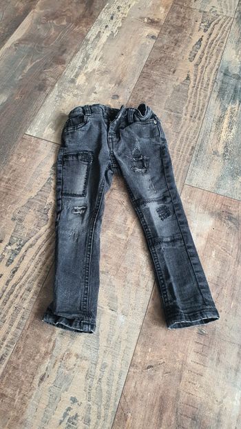 Pantalon orchestra 3 ans en très bon état