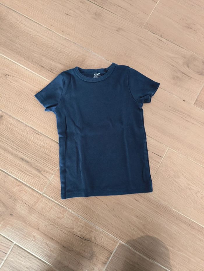 T-shirt bleu marine