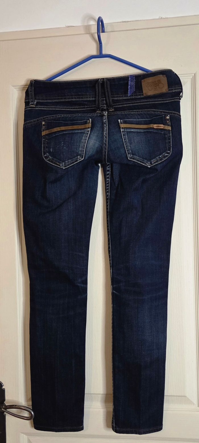 Jean slim Le Temps des Cerises – Taille 27 (équiv. 36/38) – Délavage brut – Excellent état - photo numéro 3