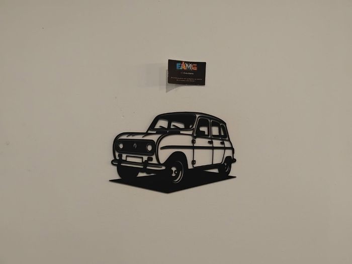 Décoration murale renault 4L