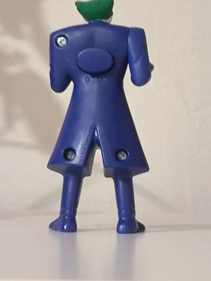 McDonald's happy meal 2010 figurine le jocker Batman - photo numéro 2