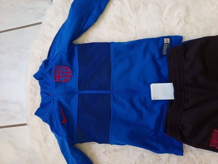 Survêtement FC Barcelone - photo numéro 3