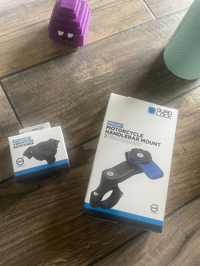 Support Quad Lock + anti vibration moto neuf - photo numéro 3