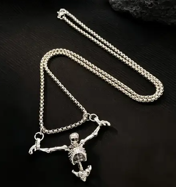 Collier squelette tete de mort punk gothique argenté * N E U F * fantaisie rave
