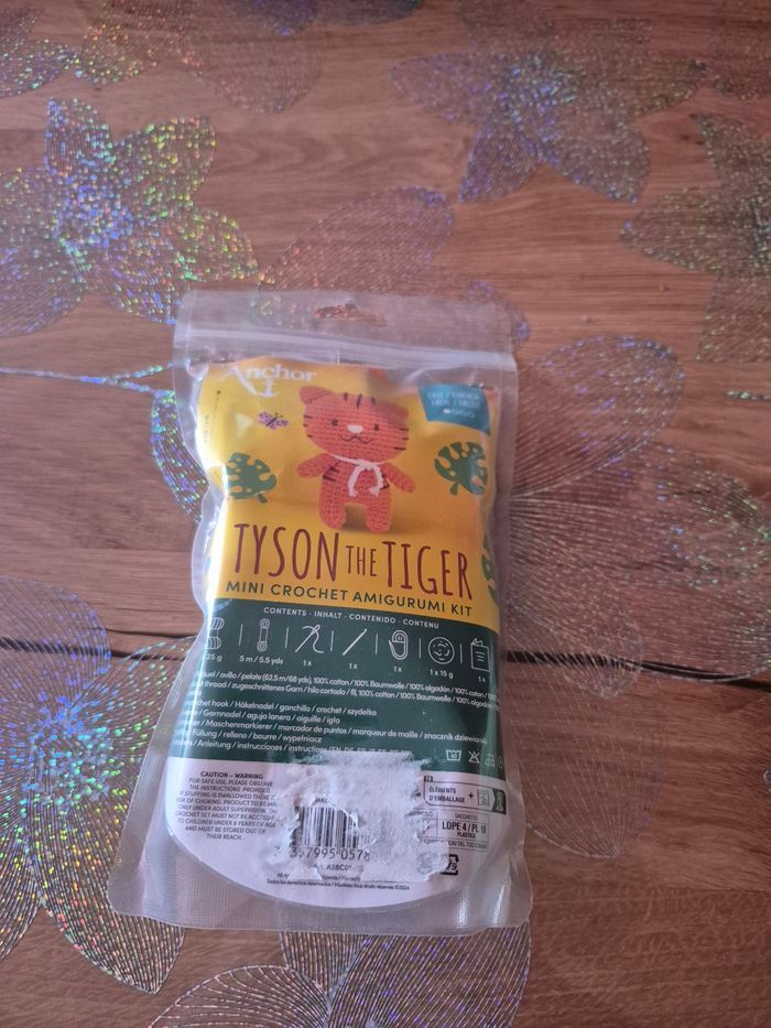 💕Kit de mini crochet DIY Amigurumi "Tyson le Tigre" - Neuf💕