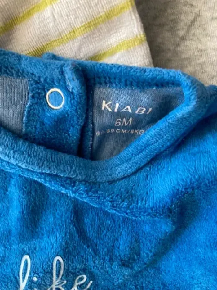lot de vetements bébé garçons taille 6 mois marques diverses - photo numéro 17