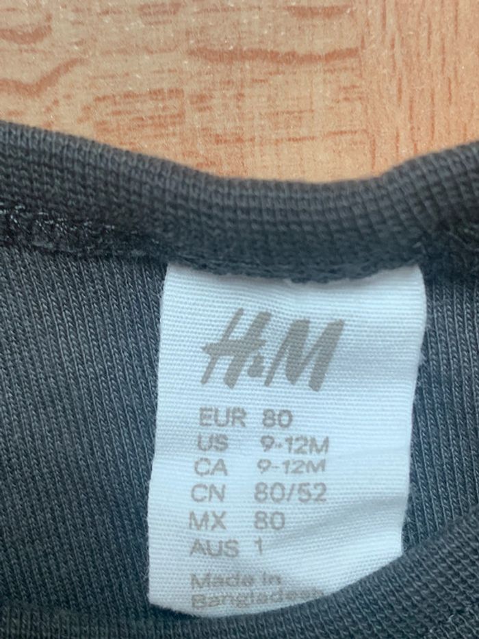Pyjama H et M 12 mois - photo numéro 2