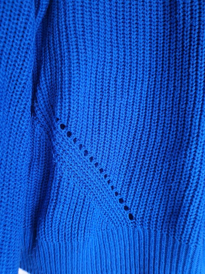 Pull bleu électrique - photo numéro 3