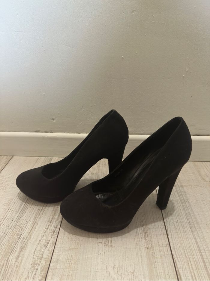 Paire de talons portée T41 - photo numéro 3