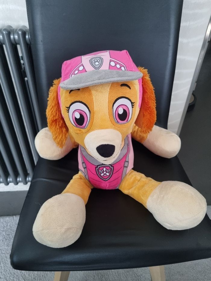 Grande peluche Stella Pat patrouille