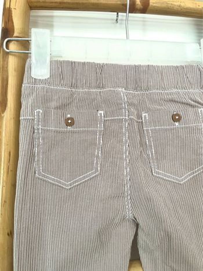 Lot de 2 pantalons en toile taille 18 mois - photo numéro 5