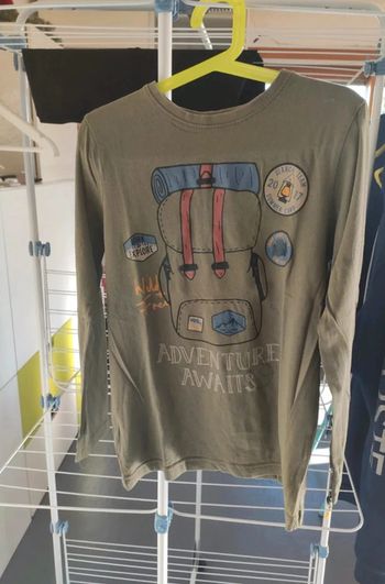 Primark t-shirt kaki 8 / 9 ans