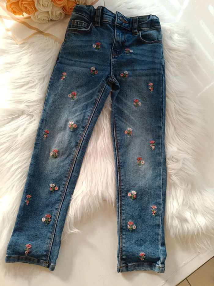 Jean fleuri fille 🌸 - photo numéro 2
