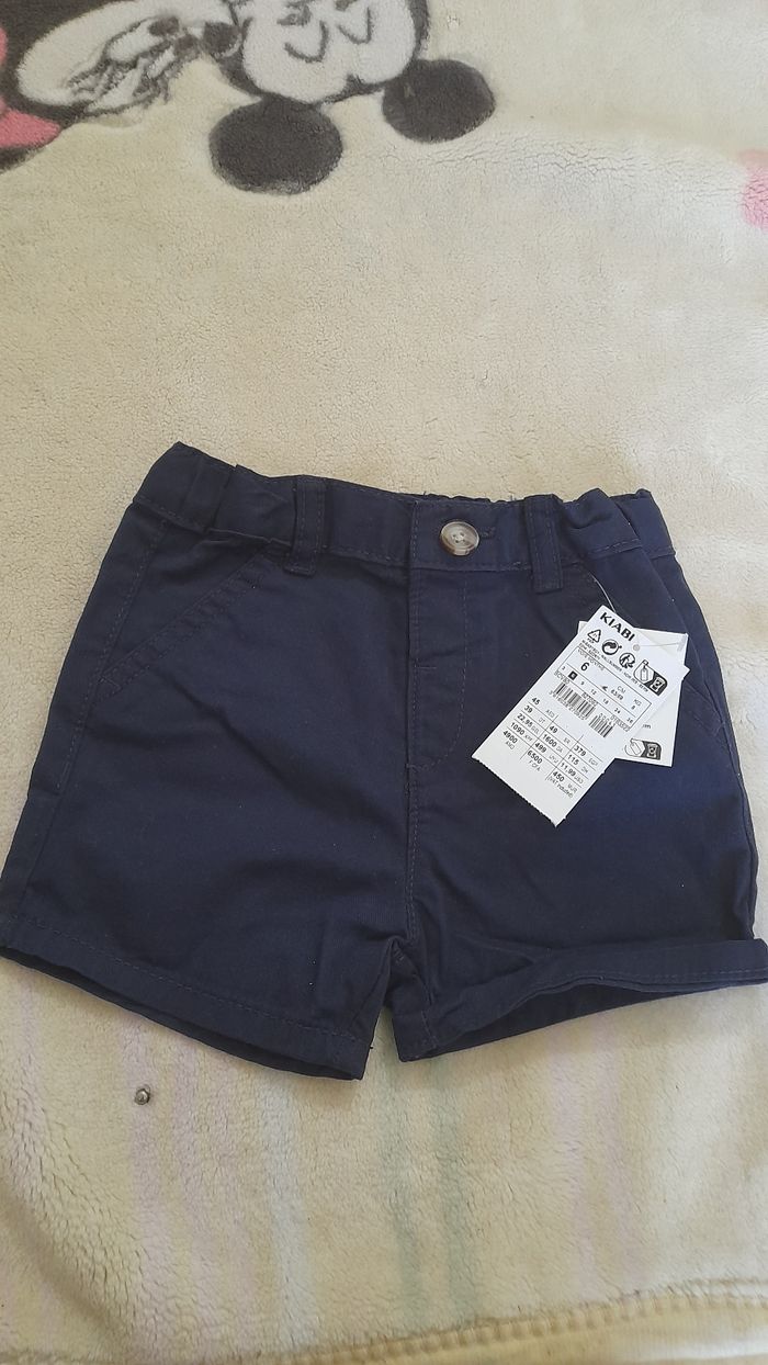 Short garçon neuf 6mois
