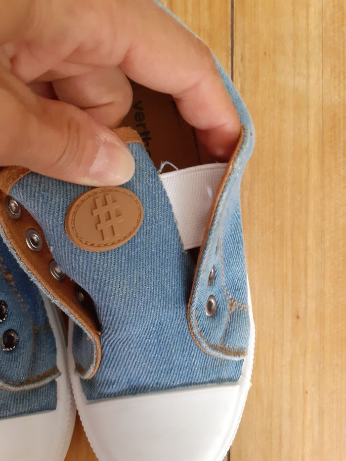 Sneakers en toile jean bleues claires Vertbaudet taille 32 - photo numéro 3